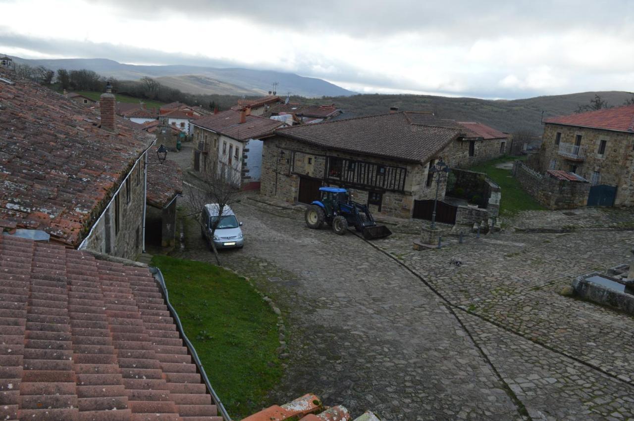 Cosy 2 Bedroom Cottage In Mountain Village Loma Somera Exterior photo